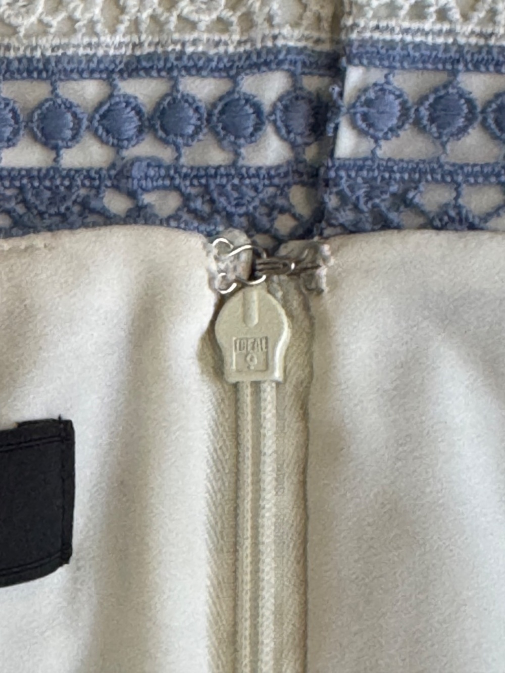 Talbots Pencil Lace Skirt Blue/White Size 10 - Picture 7 of 12